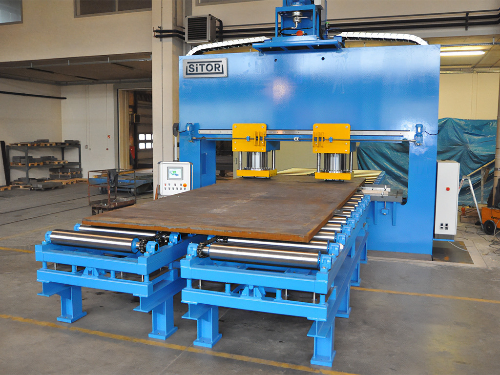 Гидравлический пресс для формовки и выправки Sitor